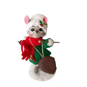 Annalee Drummer Biy Mouse with Red and Green Outfit and Drum 8 inches